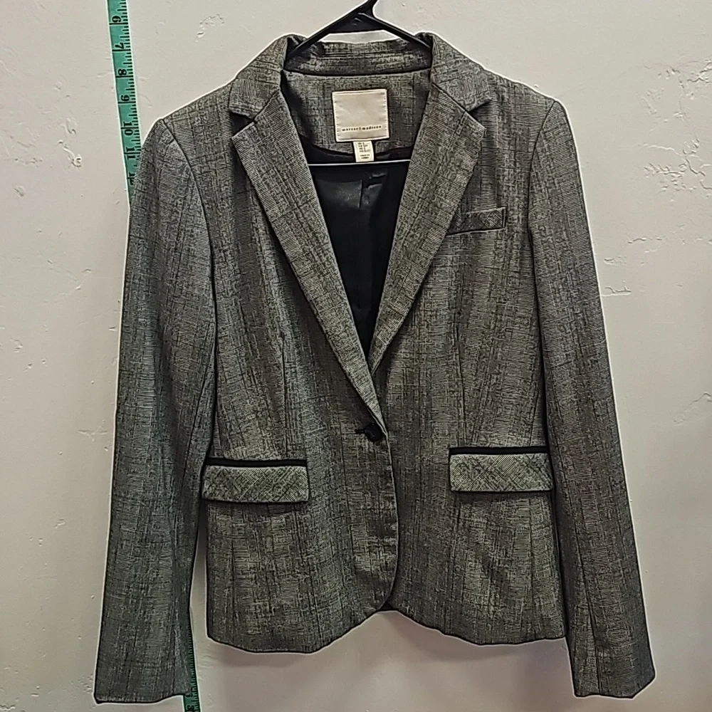 Blazer, winter, fall, office, casual, business, plaid, job, travel